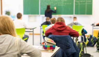 Berlin | Warum es mit den Leistungen in der Schule bergab geht