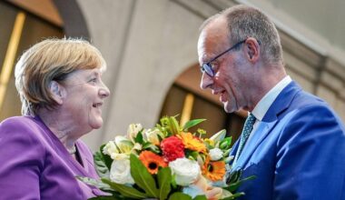 Berlin | Merkel will Merz «handschriftlich» zum 70. gratulieren