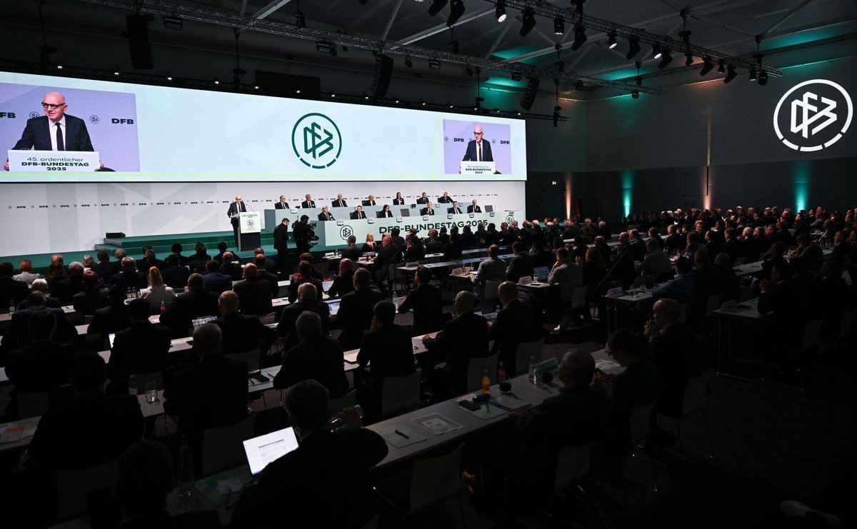 Frankfurt/Main | DFB-Boss: Null Toleranz für Gewalttäter und Krawallmacher