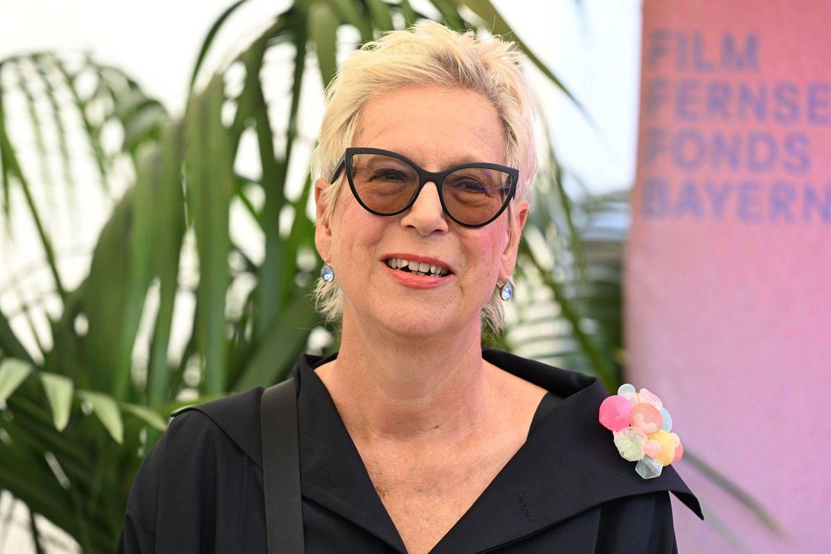 Hamburg | Einsames Leben mit Pflegeroboter – Doris Dörrie dreht wieder