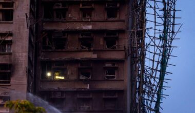 Hongkong | Opferzahl nach Hochhaus-Brand in Hongkong steigt auf 83