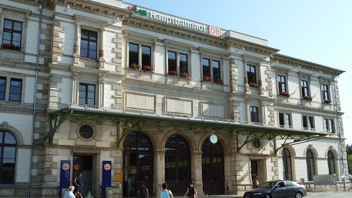 Mit Spielzeug-Pistole im Hauptbahnhof – Polizei greift ein