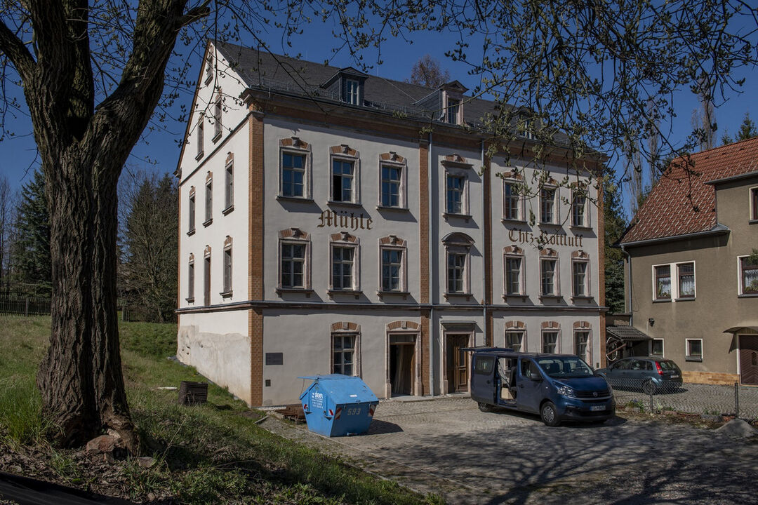 Weihnachts- und Kunstmarkt an Chemnitzer Schmidt-Rottluff-Mühle