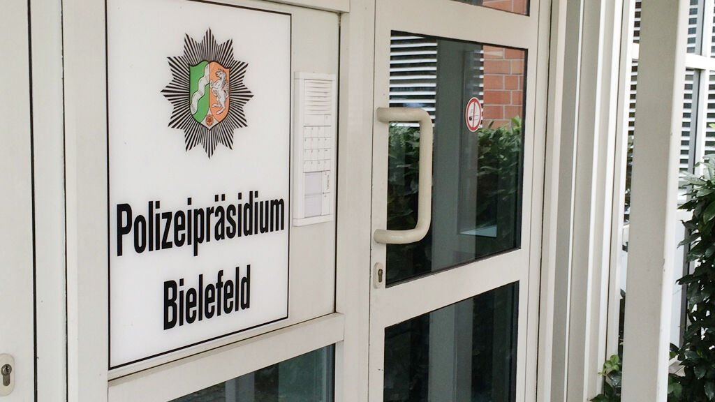 Polizei Bielefeld sucht Zeugen für Säuglingsfund in Schildesche