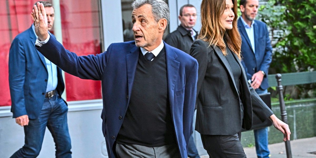 Frankreichs Ex-Präsident Sarkozy wird vorzeitig aus Haft entlassen - Frankreich