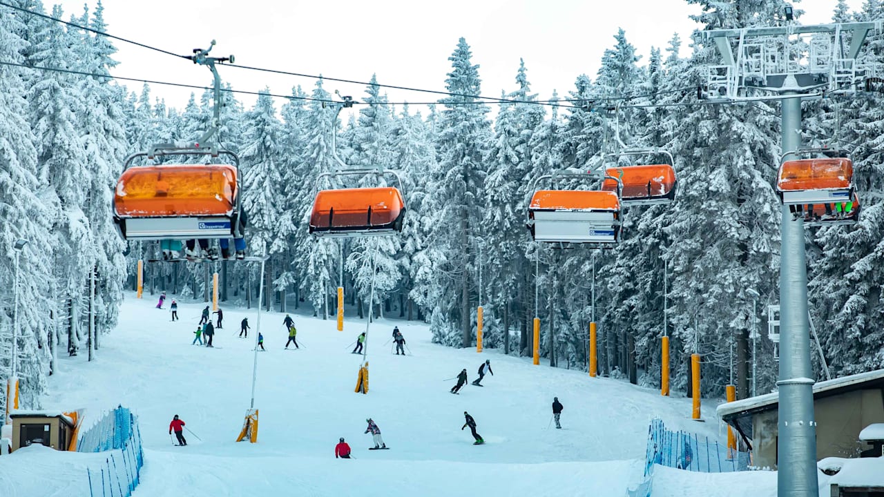 Erster Skiort schlägt Hepatitis-Alarm: Hygiene-Warnung für Touristen | News