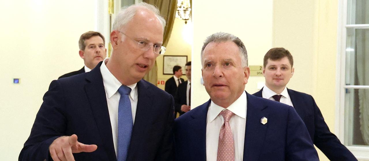 Kirill Dmitrijew und Steve Witkoff | via REUTERS Kirill Dmitrijew und Steve Witkoff