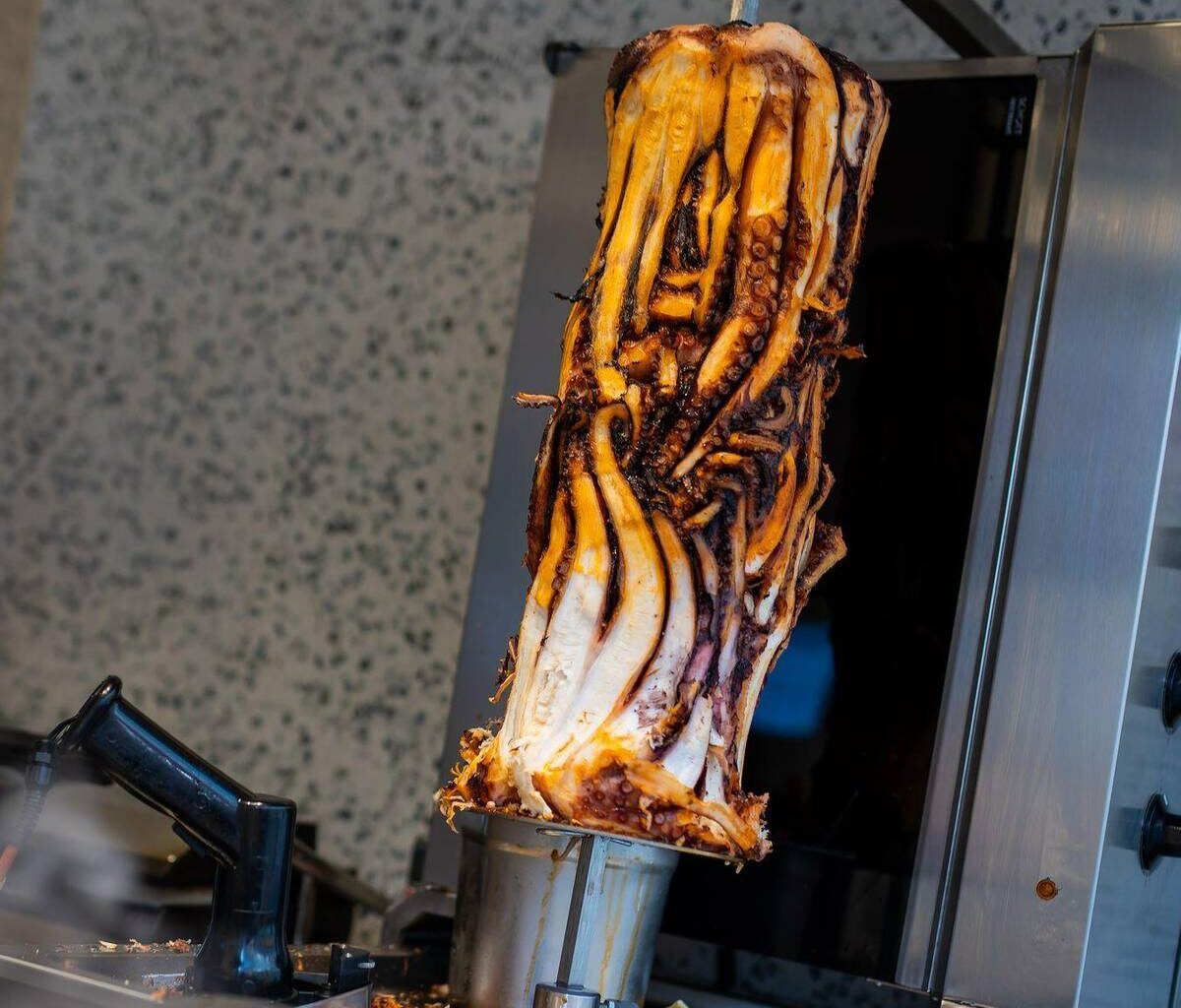 Neuer Döner-Hype? Tentakel am Spieß sorgt für Wirbel