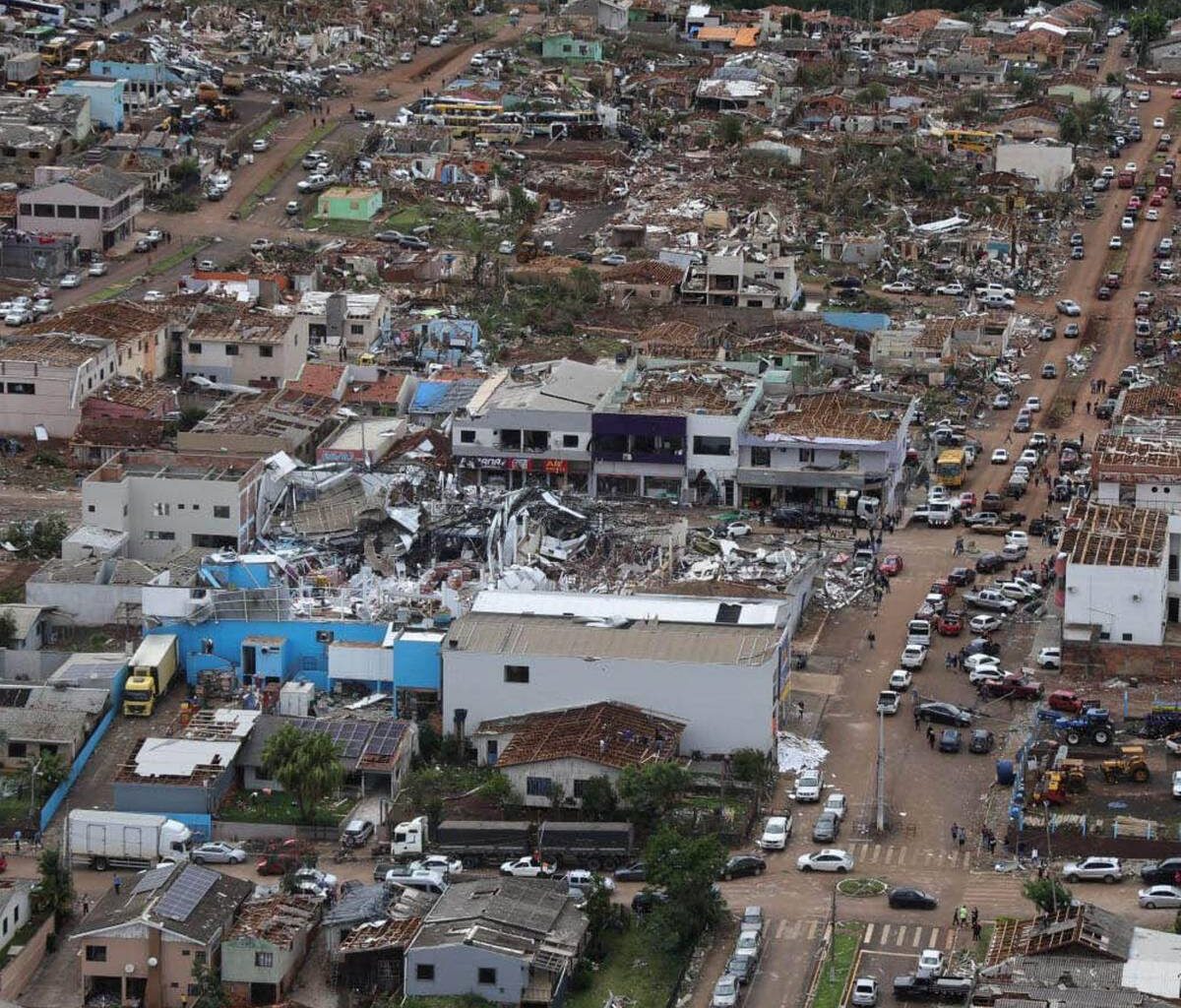 Tornado trifft Südbrasilien: Stadt fast vollständig zerstört