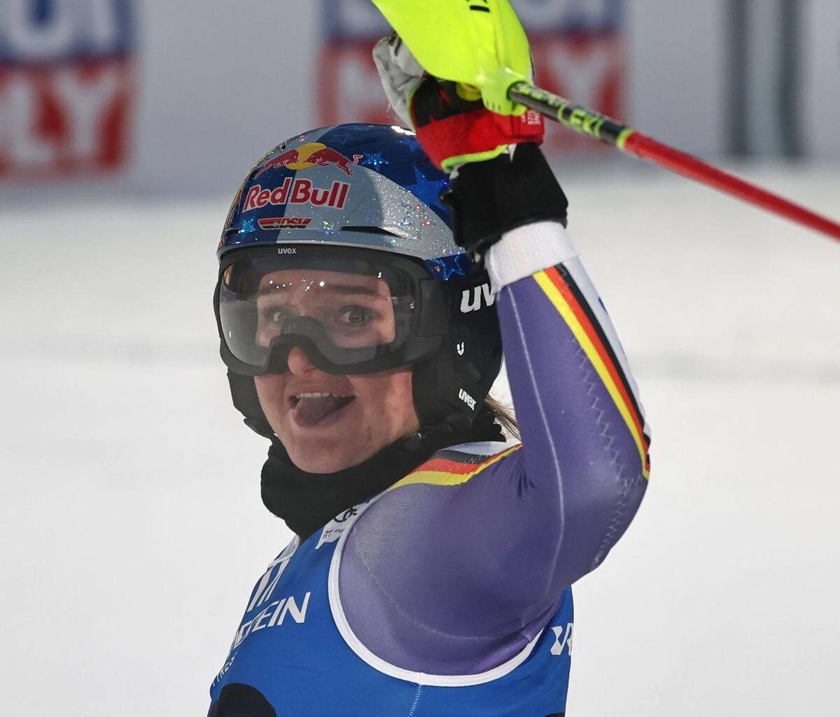 Emma Aicher fährt in Levi aufs Slalom-Podest