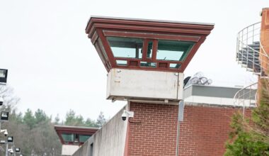 Berlin: Vergewaltiger verschwindet bei Freigang und attackiert Ex-Frau mit Messer