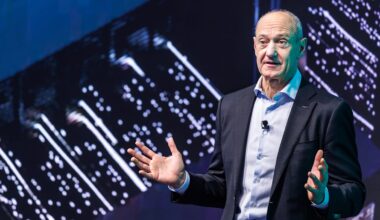 Technologiekonzern: Siemens feiert Rekordgewinn – Stellenabbau geht weiter