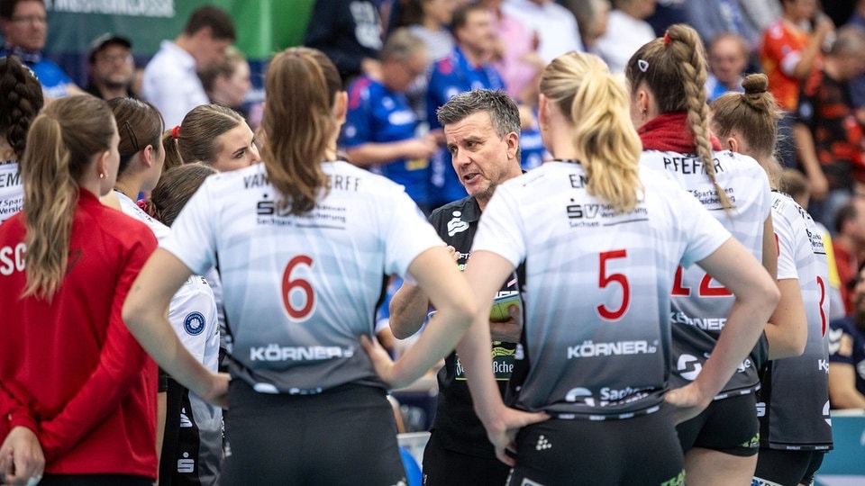 Volleyball: Dresdner SC und VfB Suhl holen Siege gegen Hamburg und Münster