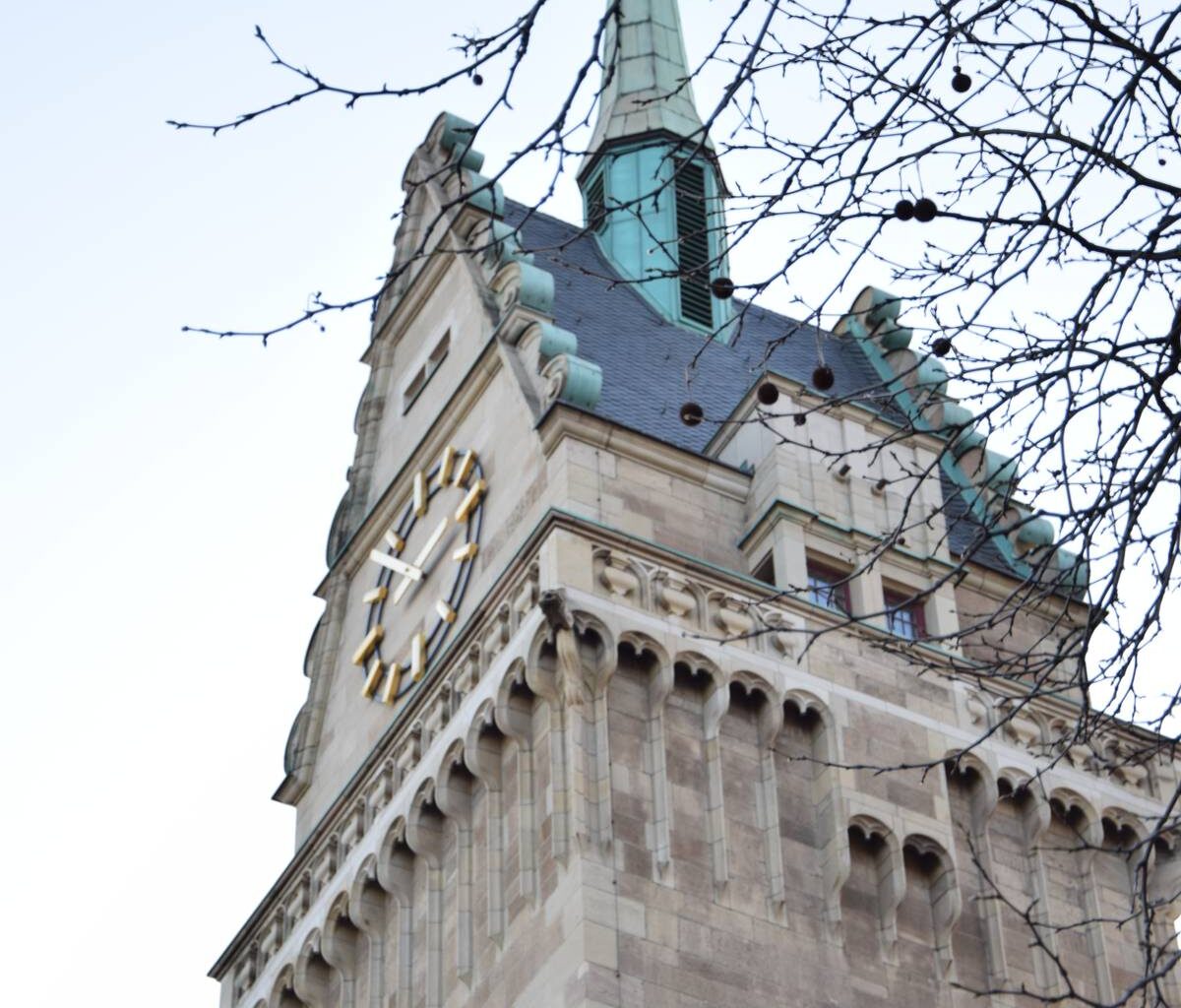 Stadt plant schon mal für Wiedereröffnung der Ämter