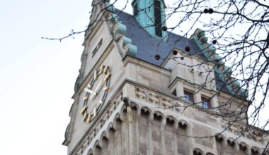 Stadt plant schon mal für Wiedereröffnung der Ämter