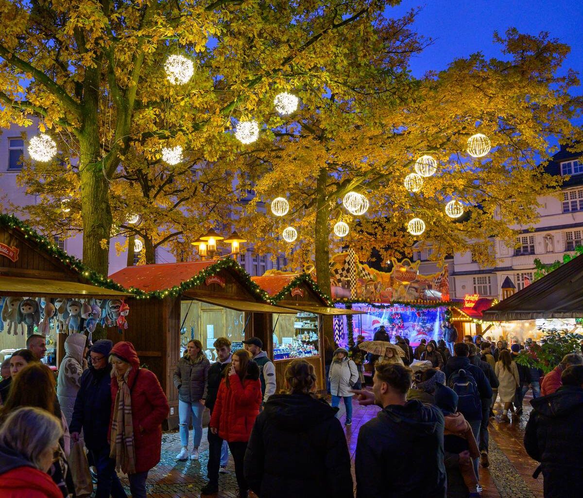 Essen: Erster Weihnachtsmarkt eröffnet - Radio Oberhausen