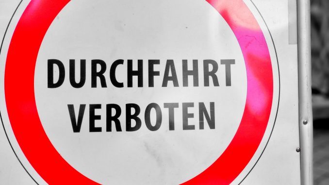 Durchfahrt verboten