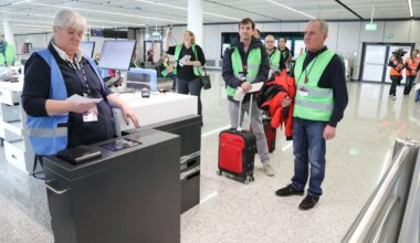 Luftverkehr - Laien testen Flughafen auf Herz und Nieren - Bayern
