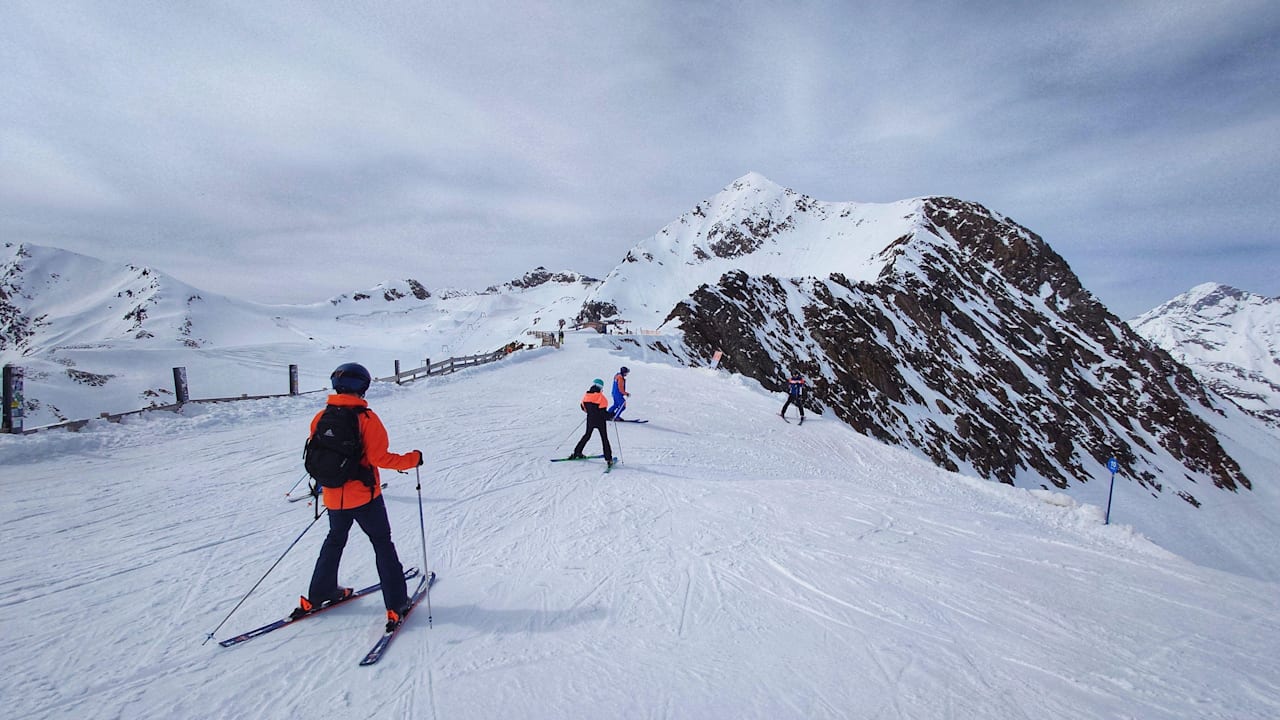 Lawine in beliebtem Skigebiet: 6 Menschen in Tirol mitgerissen | News