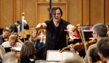 Teodor Currentzis dirigiert in München das Utopia Orchestra - eine Kritik - München