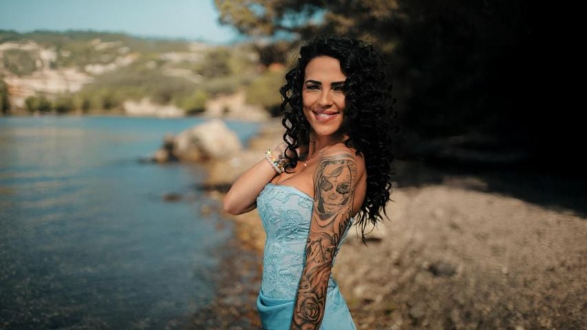 Elena Miras, "Make Love, Fake Love"-Star