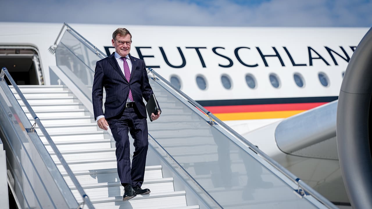 Abschiebezoff um Syrien-Flüchtlinge: Was stimmt nicht mit Minister Wadephul? | Politik