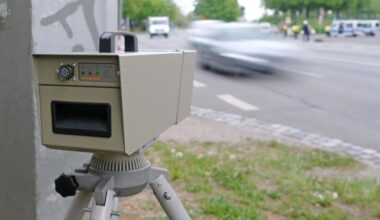 Polizei Augsburg erwischt Temposünder auf der B2