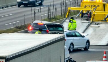 Unfall A5 verursachte Stau im Berufsverkehr bei Karlsruhe
