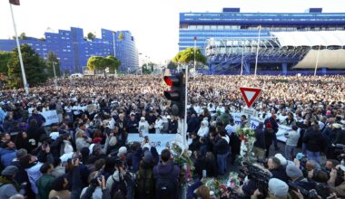 Tausende Menschen protestieren in Marseille gegen die Drogenkriminalität.
