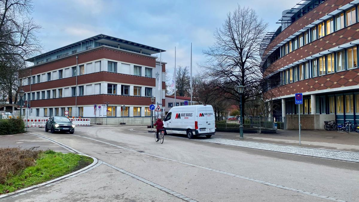An der Klinik Vincentium in Augsburg gibt es Verkehrsbeeinträchtigungen