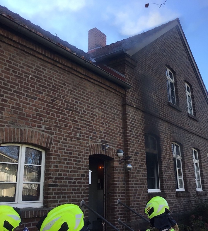 FW-GE: Küchenbrand im Ortsteil Buer