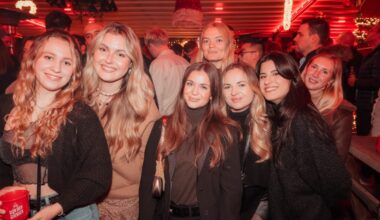 Düsseldorf glüht wieder! Fotos vom "Glüh dich glücklich"-Opening 2025