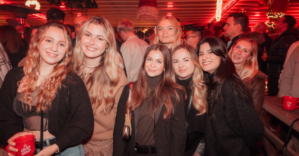 Düsseldorf glüht wieder! Fotos vom "Glüh dich glücklich"-Opening 2025