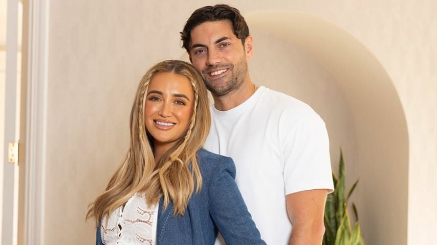 Realitystar Georgia Harrison und ihr Freund Jack Stacey freuen sich über Babynews, 2025.