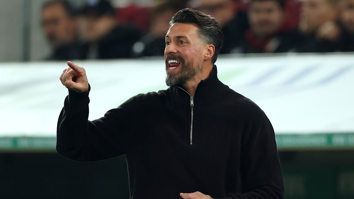 Bundesliga: Proteste der Fans gegen Sandro Wagner – FC Augsburg verliert gegen BVB