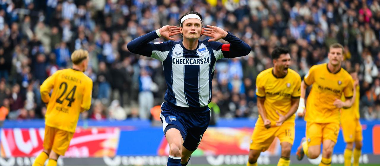 Fabian Reese beim Torjubel | dpa Fabian Reese beim Torjubel