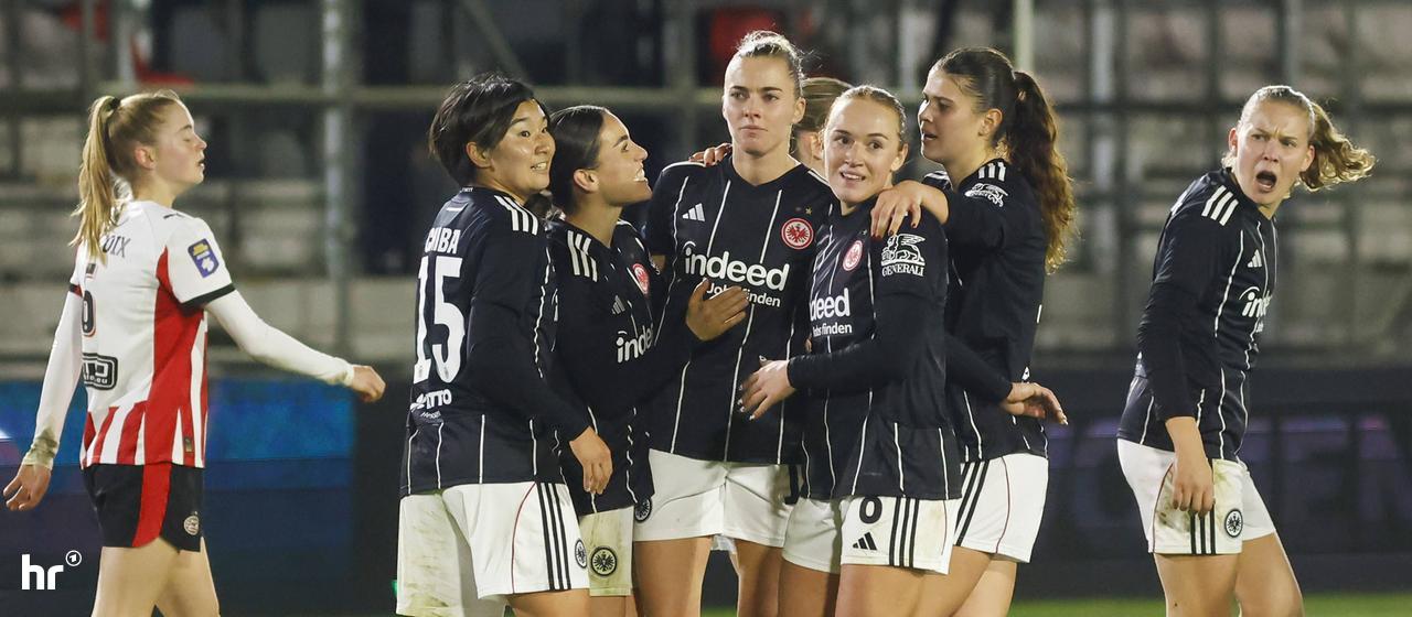 Die Fußballerinnen von Eintracht Frankfurt konnten in Eindhoven doch noch feiern. | Imago Images Die Fußballerinnen von Eintracht Frankfurt feiern das 1:1 durch Laura Freigang