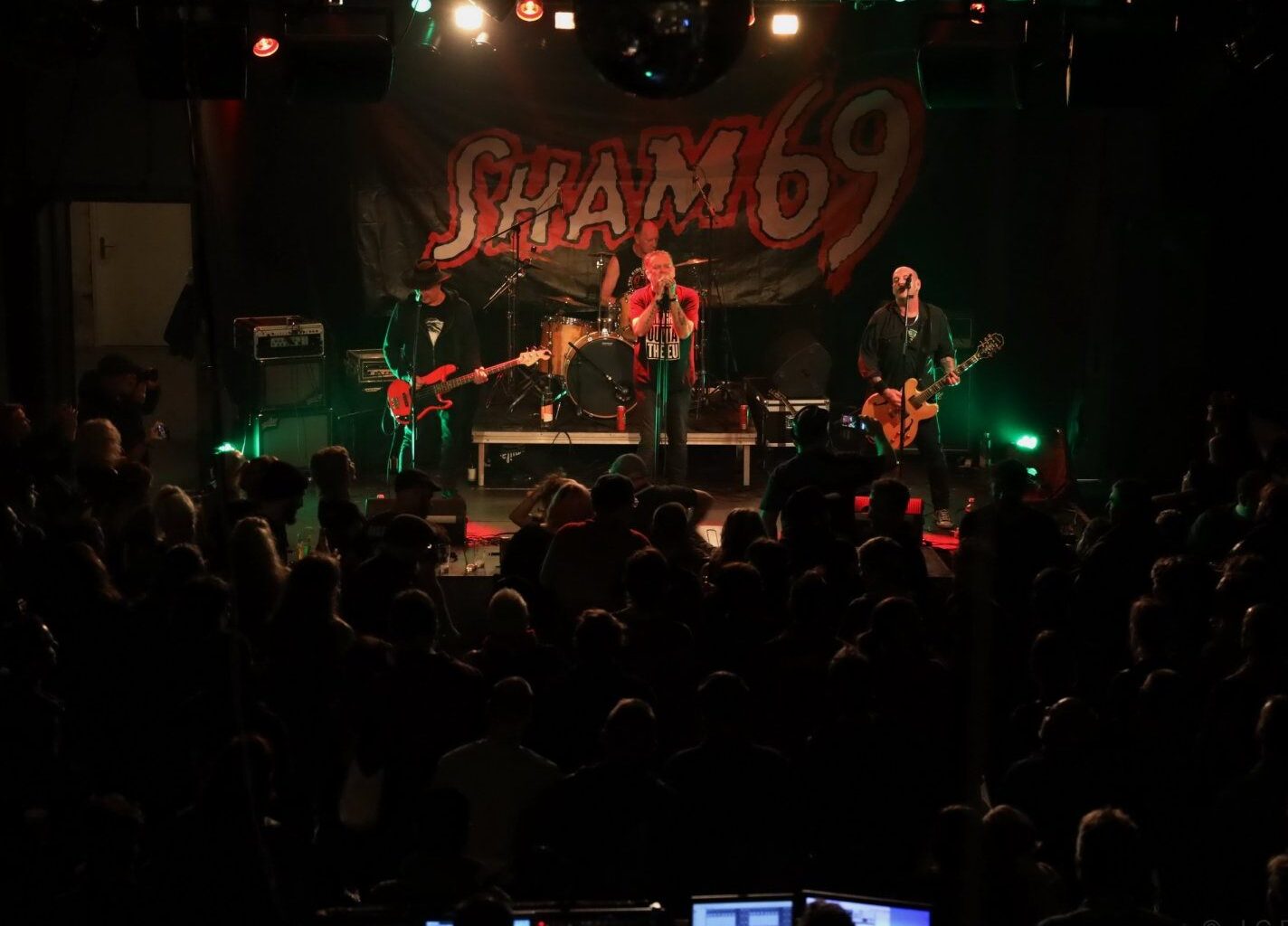 SHAM 69 (UK) / LILITH & THE NOISE BOYS (SLO) - Dornbirn