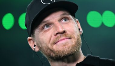 Eugen Polanski grinst