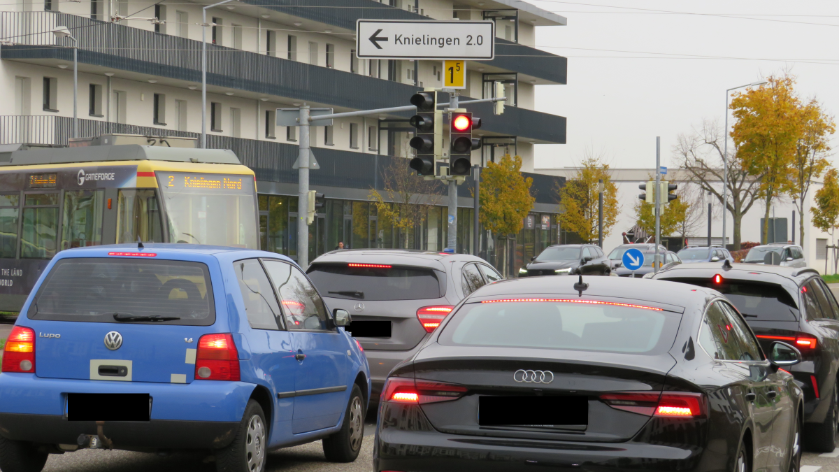 Leser fordert mehr Bahnverkehr statt neue Rheinbrücke