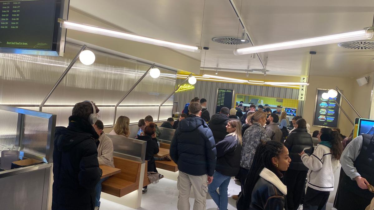 Großer Hype um Goldies Burger in Augsburg