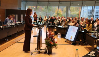 „Die Neue“ ist da: Landrätin Ina Laukötter tritt Amt an