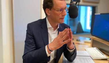 Wüst kritisiert Bahn für Software-Panne am Hauptbahnhof Köln