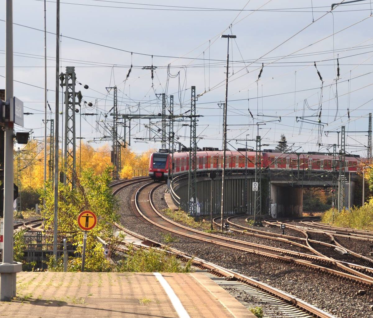 S1 zwischen Solingen und Düsseldorf soll heute wieder fahren