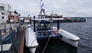 Ab wann geht es ohne Kapitän über die Förde?