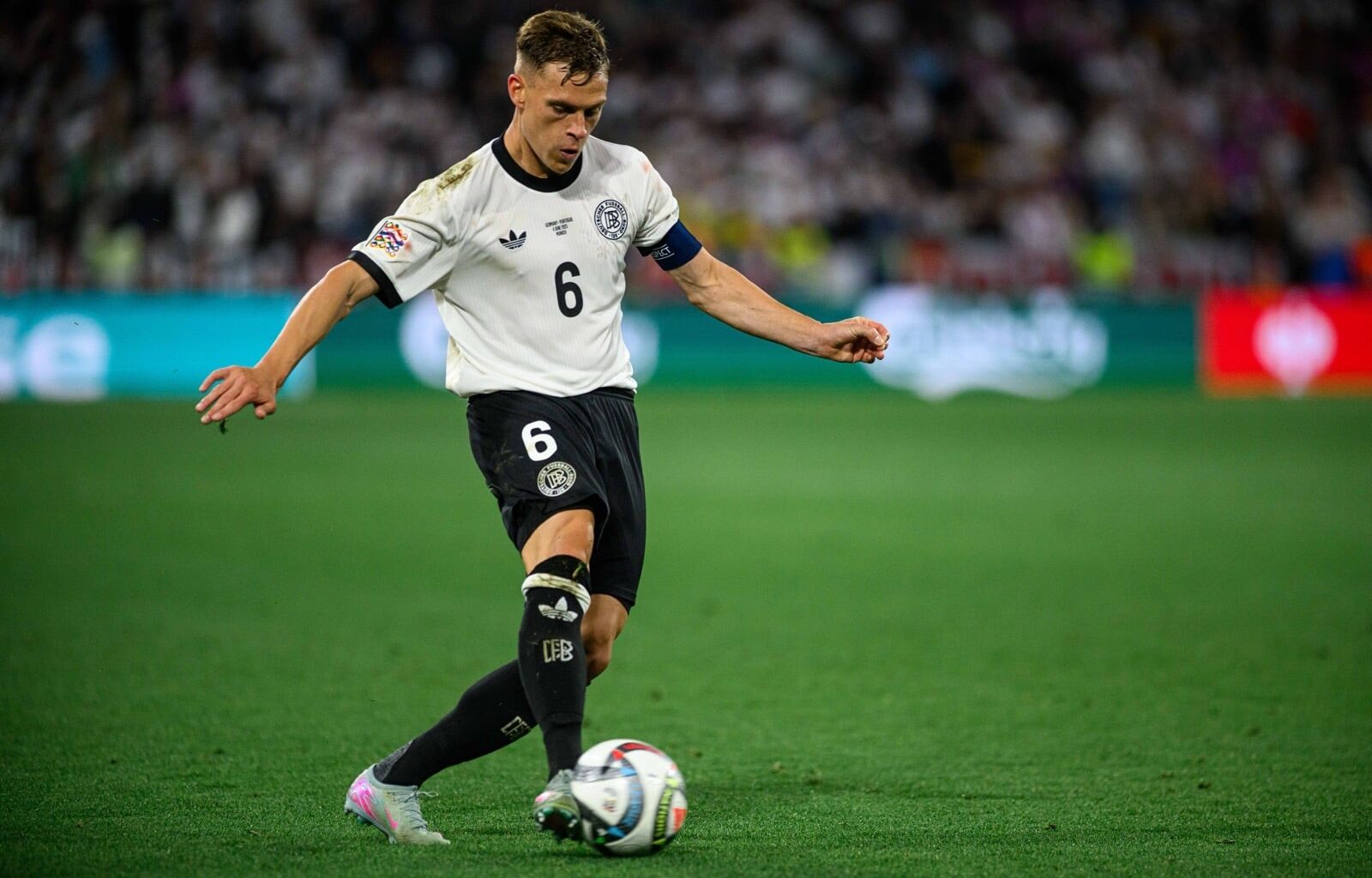 MÜNCHEN, DEUTSCHLAND – 4. JUNI 2025: Joshua Kimmich – Das Halbfinalspiel der UEFA Nations League 2025 zwischen Deutschland und Portugal in der Allianz Arena.