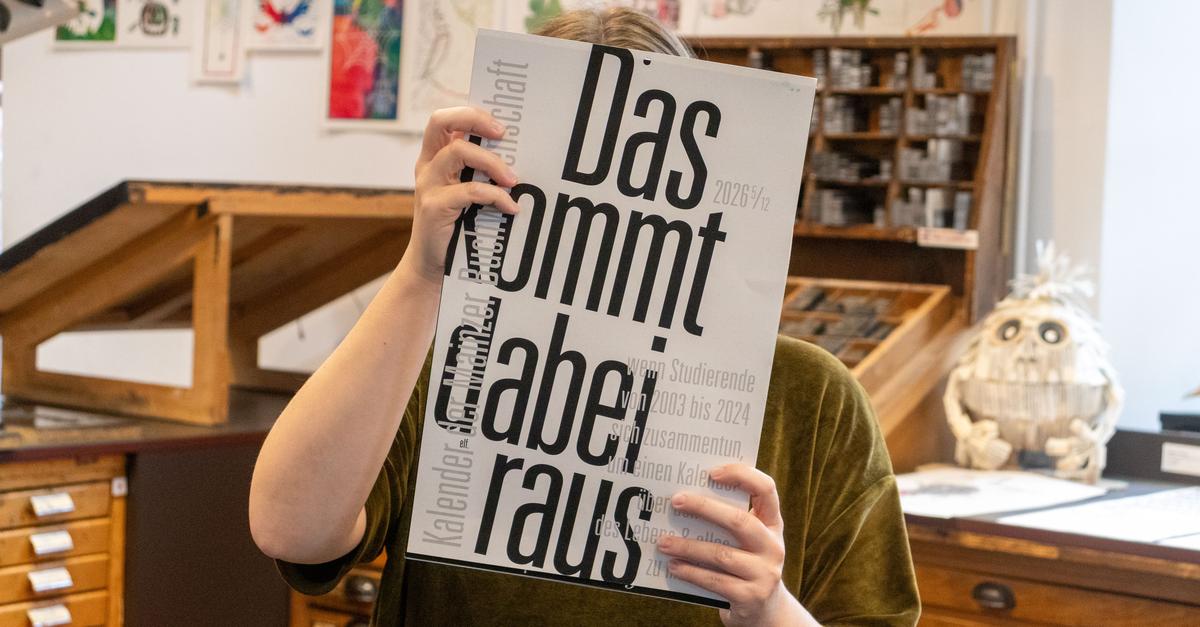 Papier als Bühne: Kalenderausstellung der Buchwissenschaft