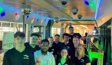 Karaoke-Bahn fährt im Dezember durch Karlsruhe und sucht Azubis