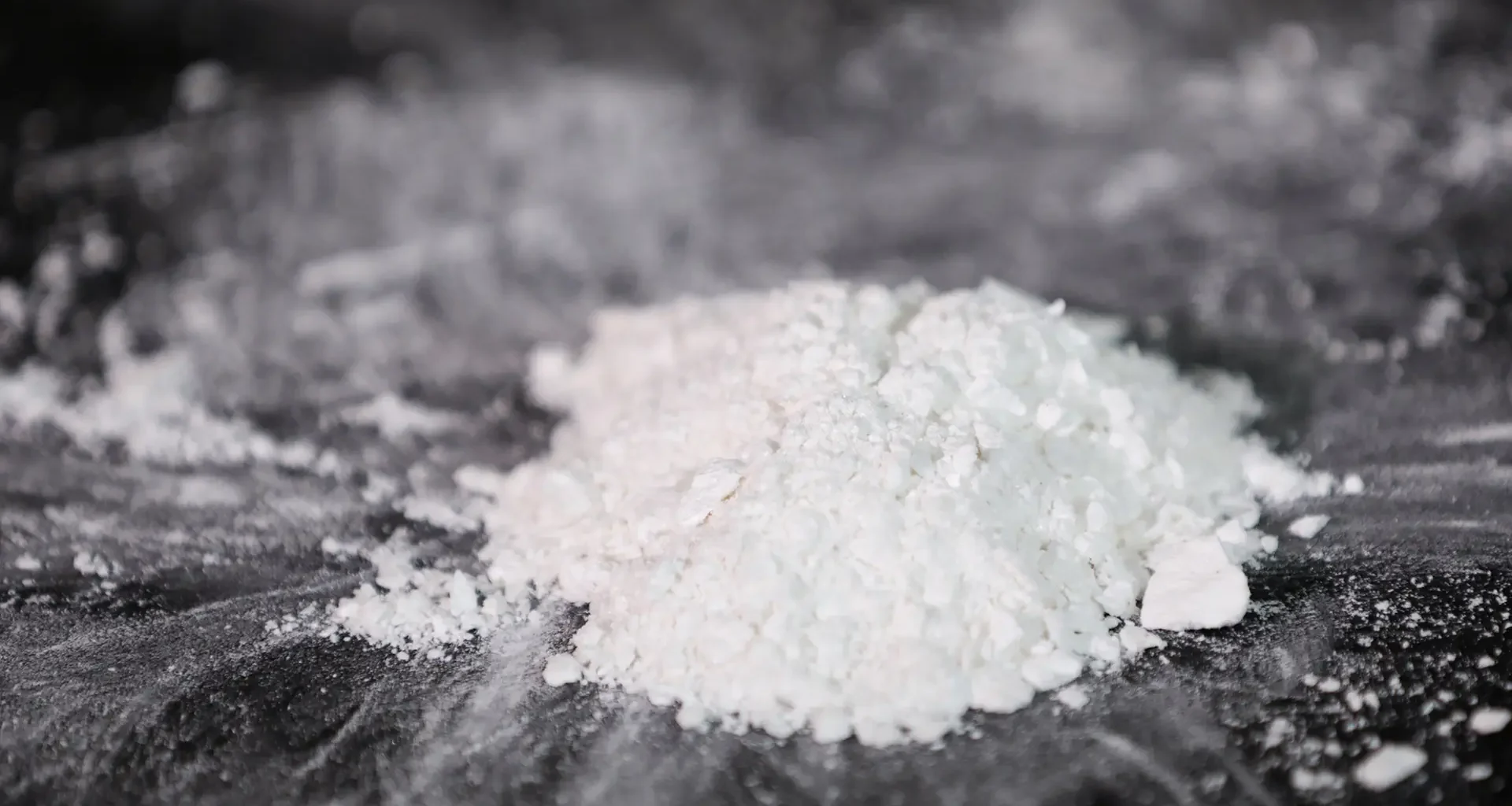 Polizeikontrolle: Mann wirft ein Kilogramm Kokain aus dem Fenster