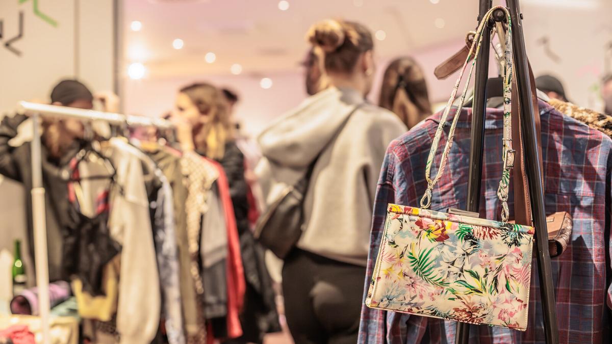 Karlsruhe feiert bunt durchs Wochenende